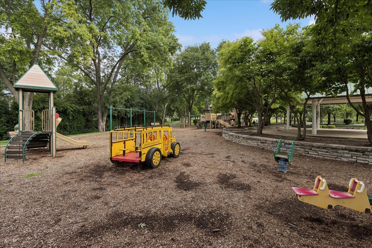 Countryside, IL 60525