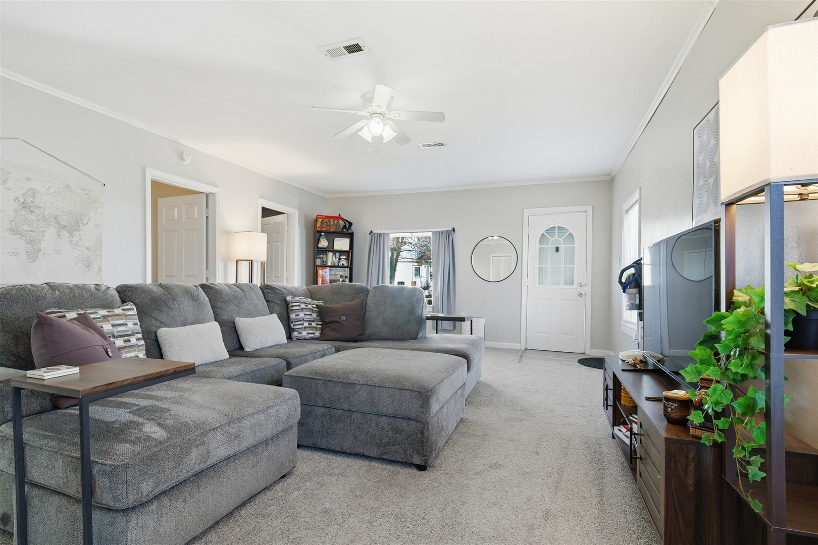 1624 Indiana Street, Bloomington, IL 61701