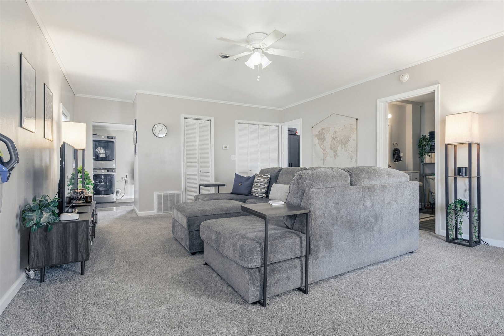 1624 Indiana Street, Bloomington, IL 61701