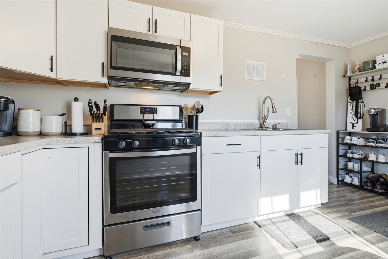 1624 Indiana Street, Bloomington, IL 61701