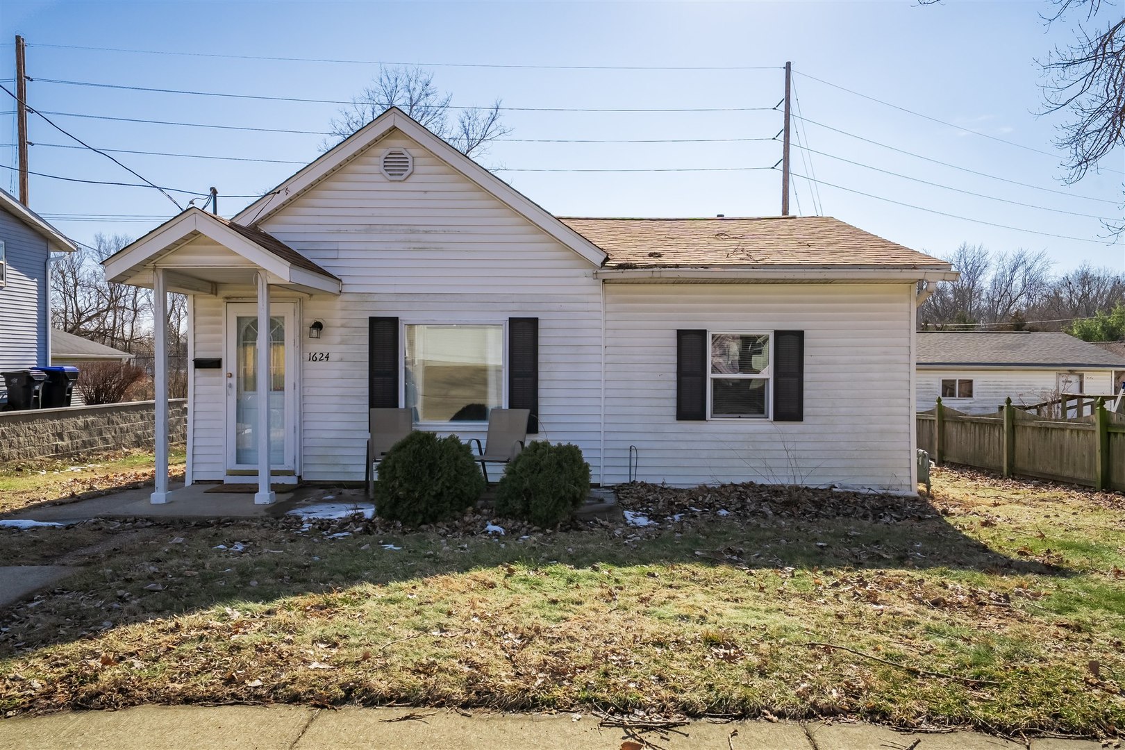 1624 Indiana Street, Bloomington, IL 61701