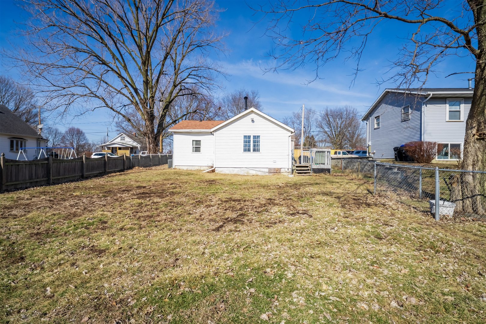 1624 Indiana Street, Bloomington, IL 61701