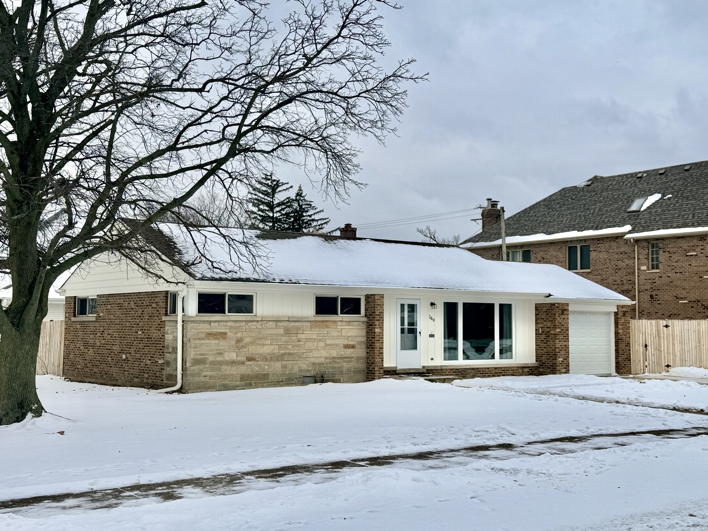 360 W Fremont Avenue, Elmhurst, IL 60126