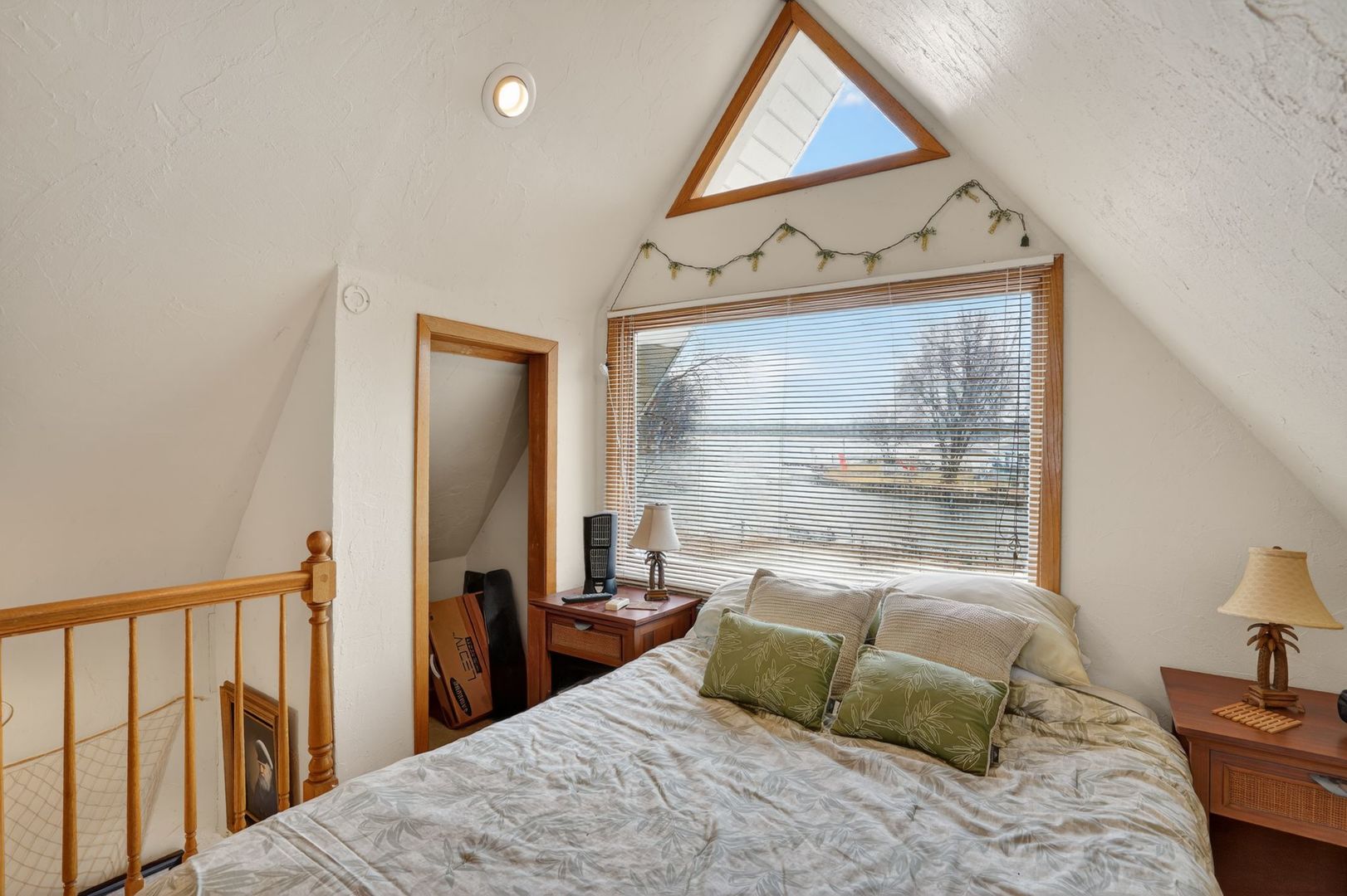 35828 N Marine Drive, Fox Lake, IL 60020