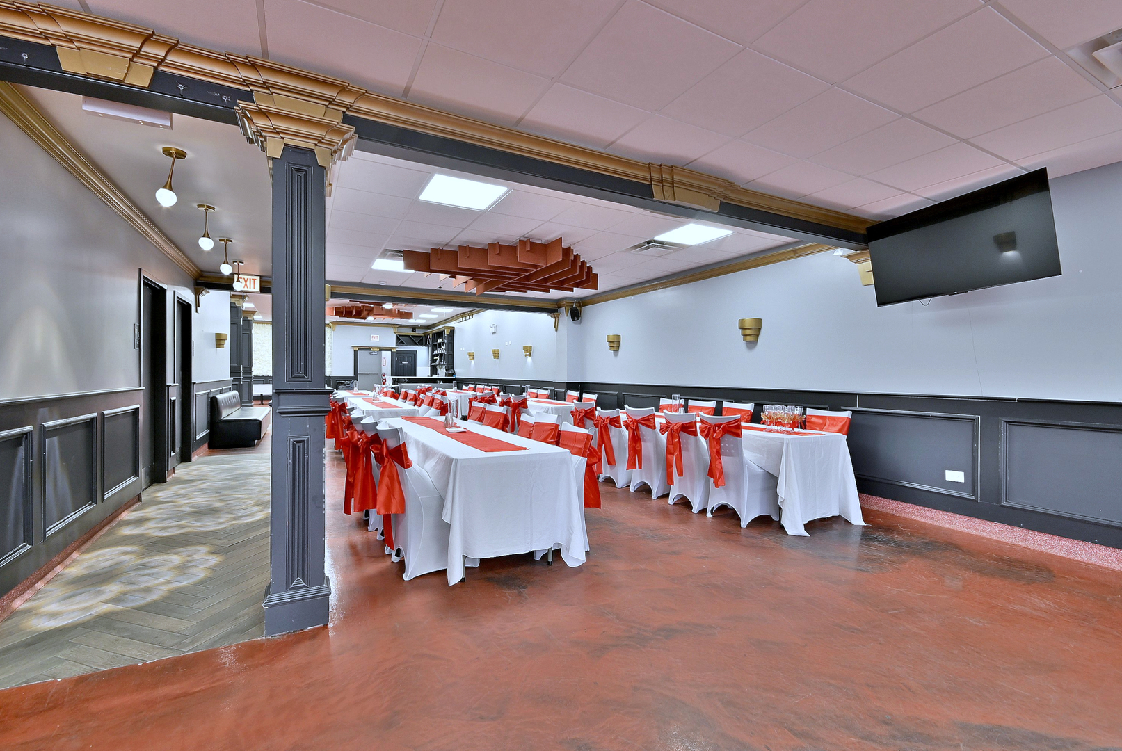 5319 W Belmont Avenue, Chicago, IL 60641