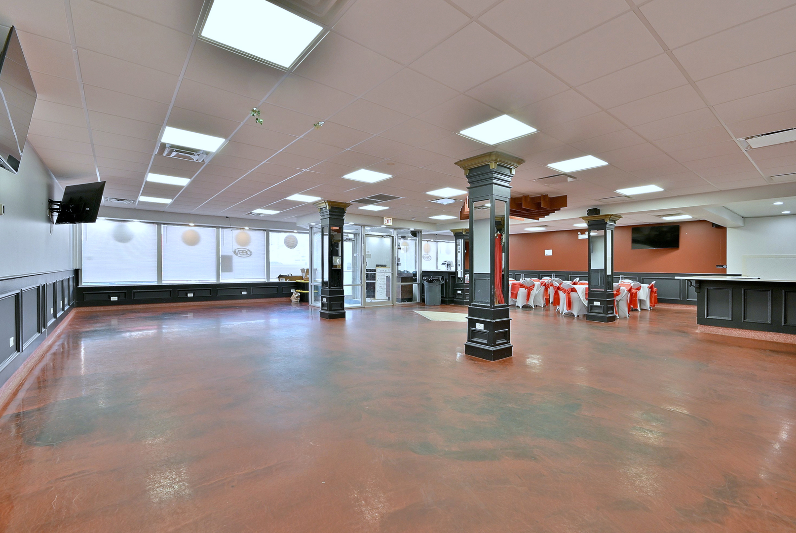 5319 W Belmont Avenue, Chicago, IL 60641