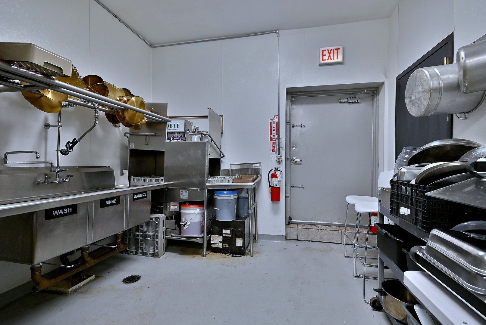 5319 W Belmont Avenue, Chicago, IL 60641