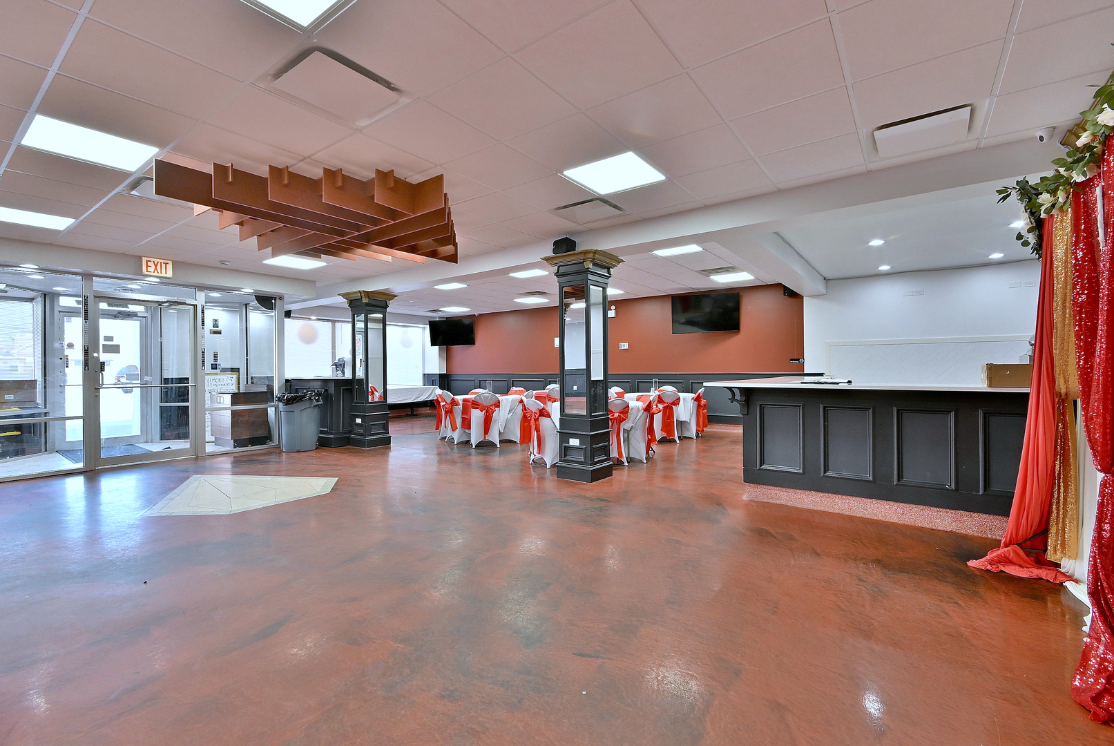 5319 W Belmont Avenue, Chicago, IL 60641