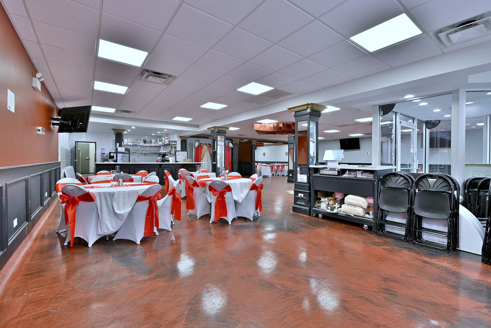 5319 W Belmont Avenue, Chicago, IL 60641