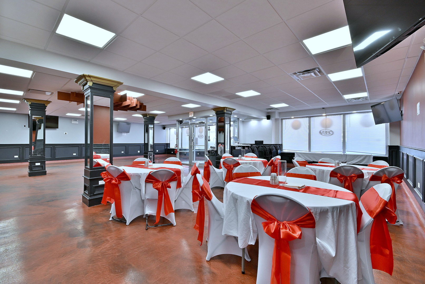 5319 W Belmont Avenue, Chicago, IL 60641