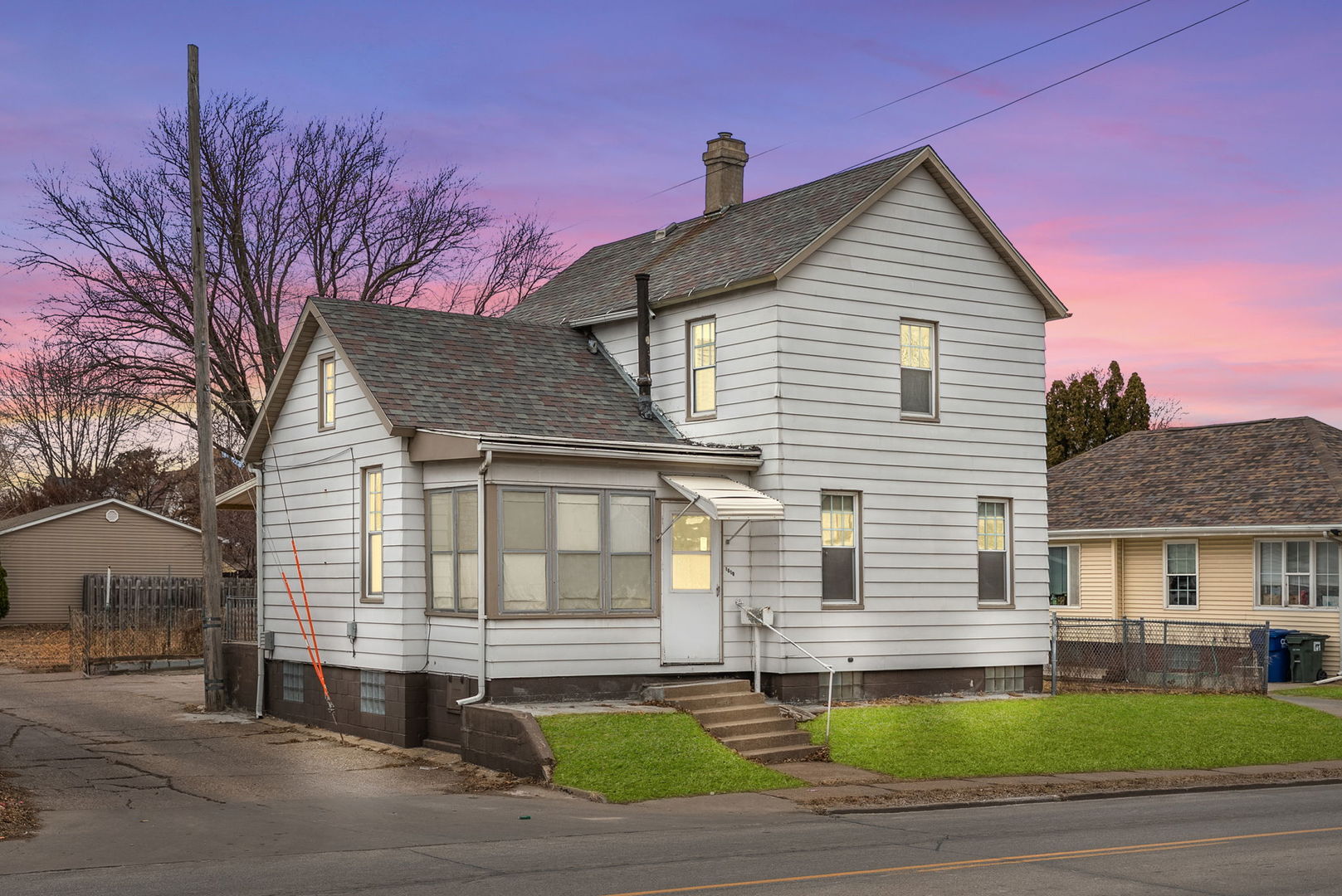 1618 N Marquette Street, Davenport, IA 52804