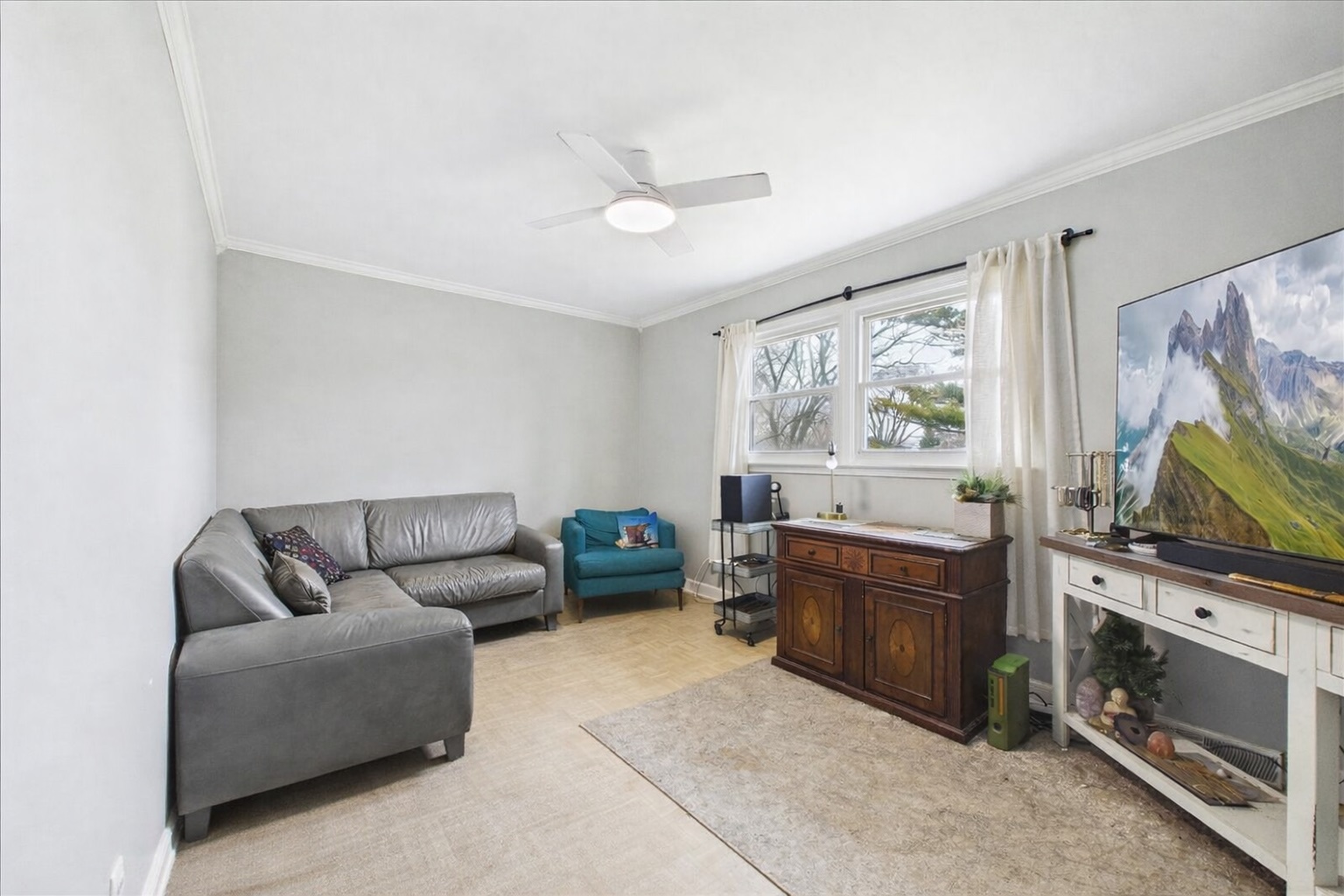 Libertyville, IL 60048