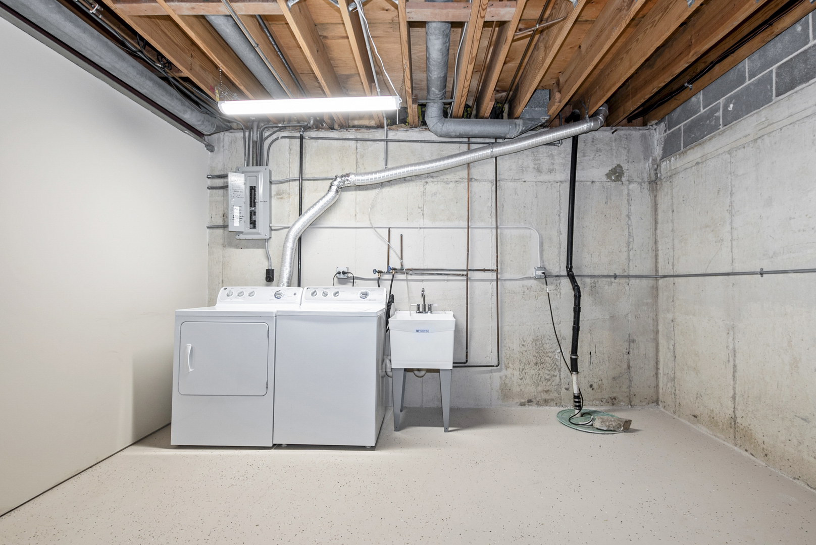 2S753 Avenue Orleans Avenue, Oak Brook, IL 60523