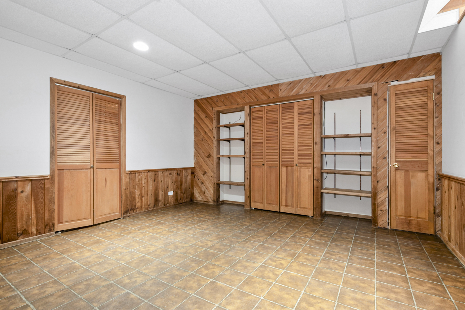 2S753 Avenue Orleans Avenue, Oak Brook, IL 60523