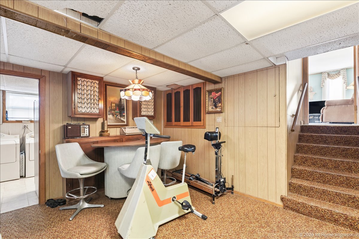 10441 Long Avenue, Oak Lawn, IL 60453