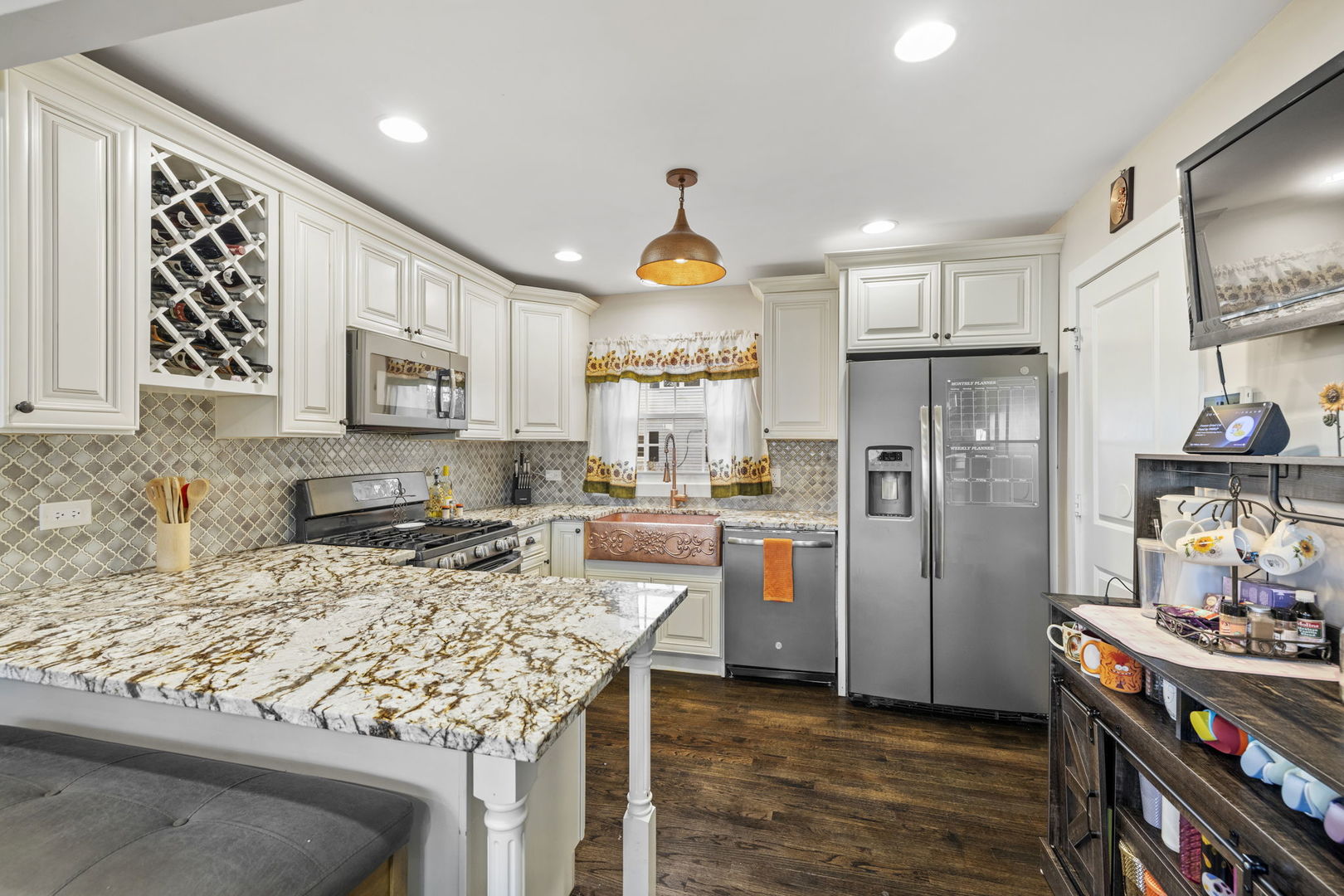 8602 S Oak Park Avenue, Burbank, IL 60459