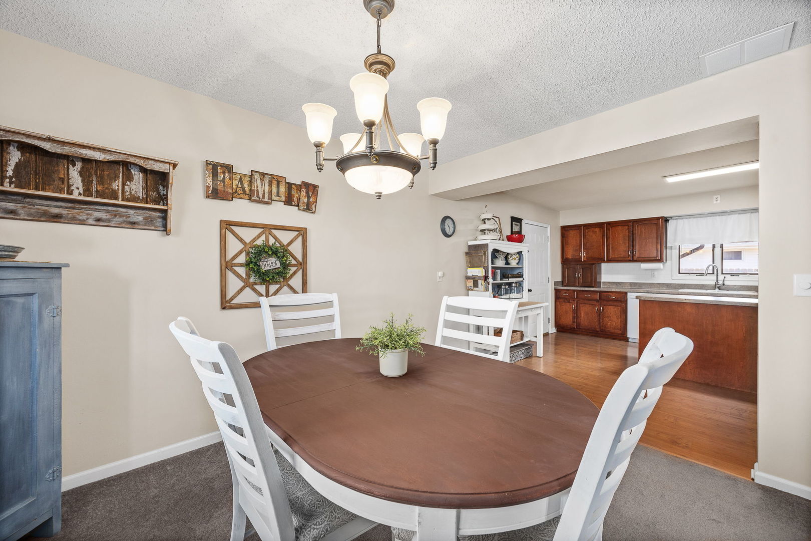 85 Carriage Drive, Morris, IL 60450