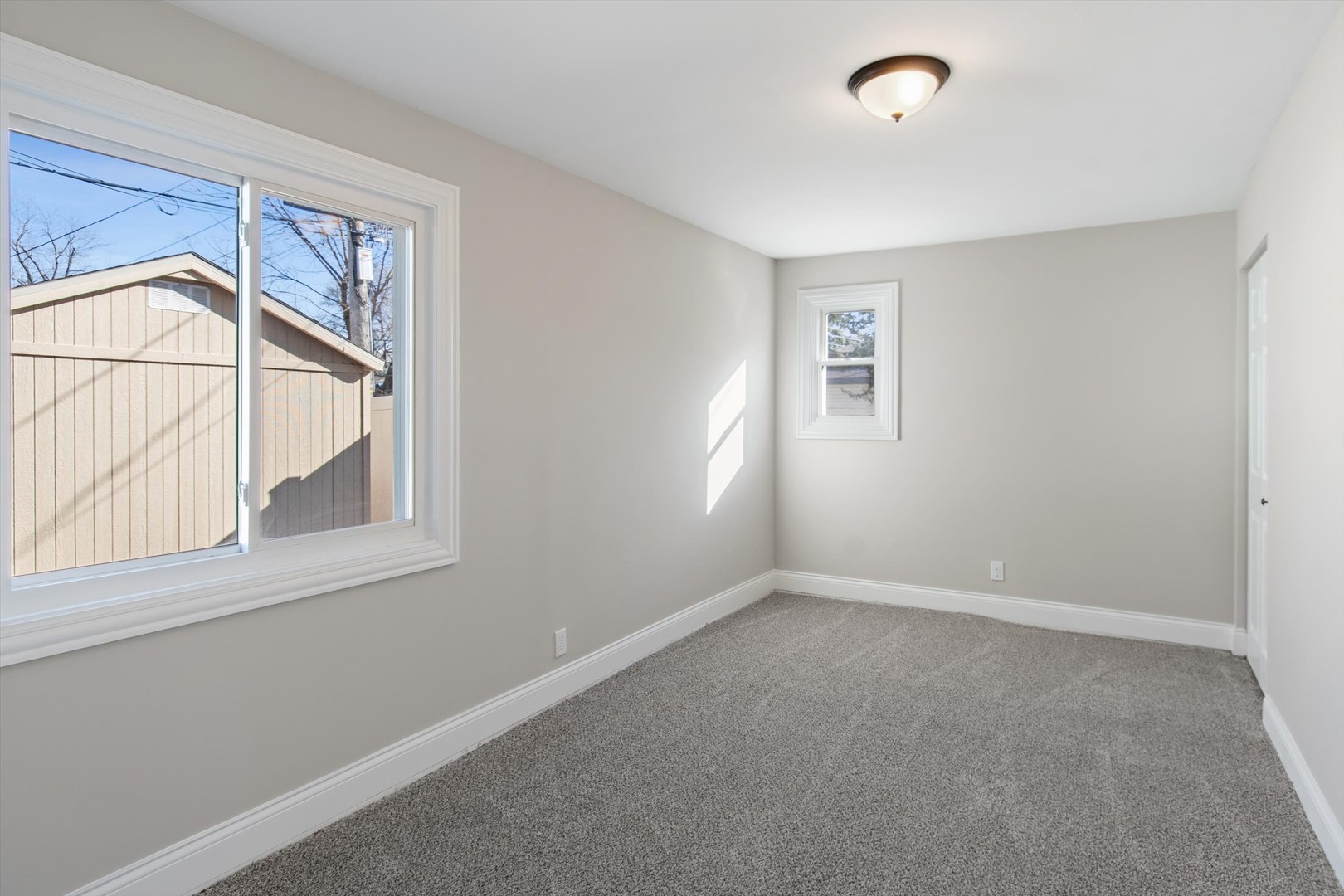 1208 S Union Street, Aurora, IL 60505