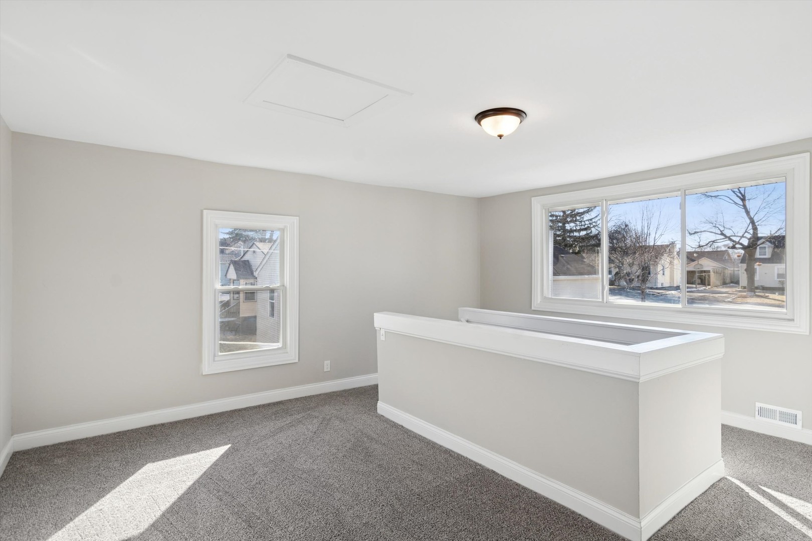 1208 S Union Street, Aurora, IL 60505