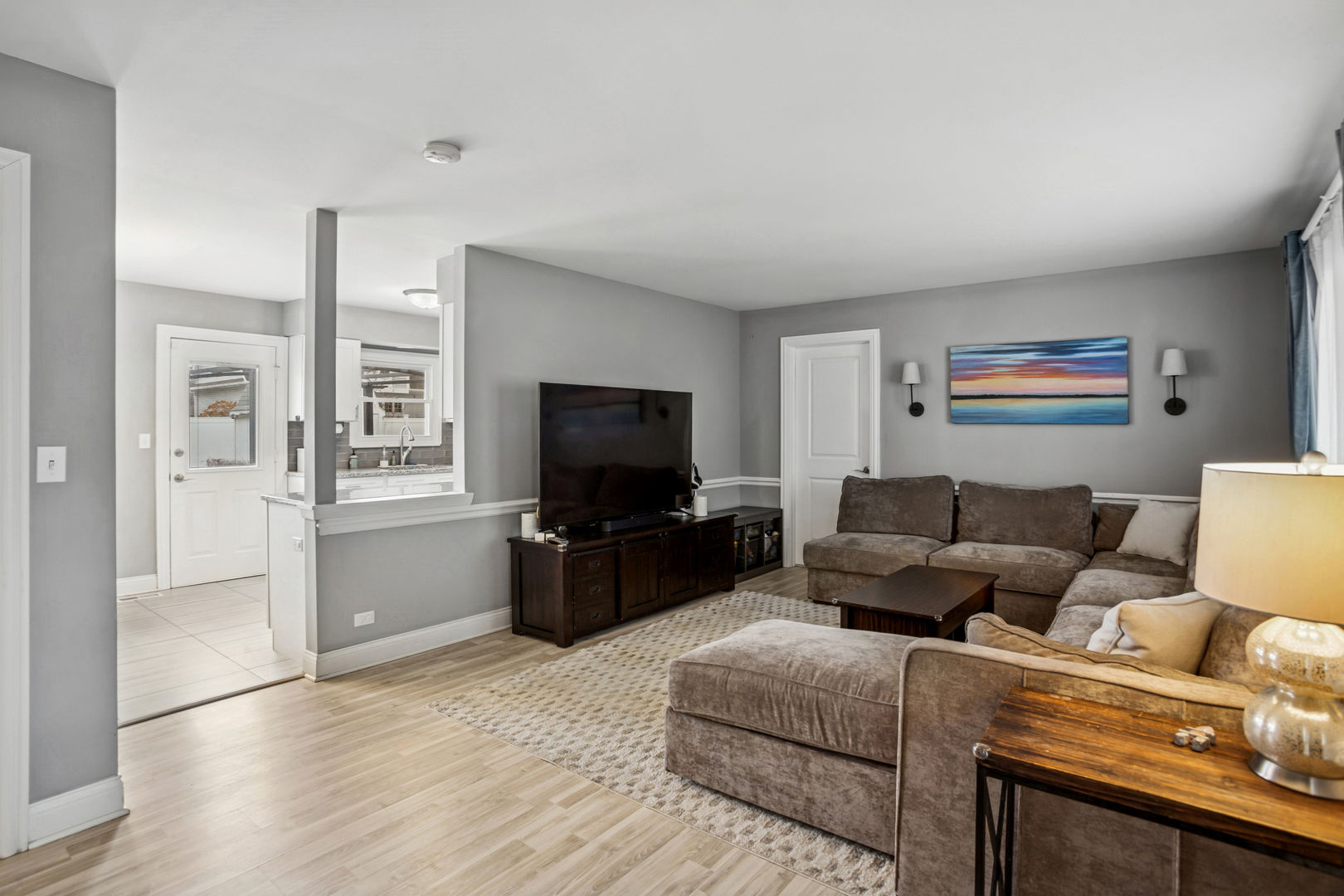 988 Cooper Court, Elk Grove Village, IL 60007