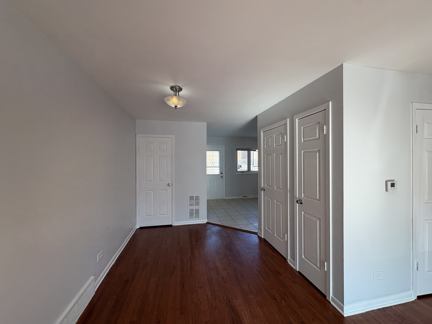 9850 Garden Court, Schiller Park, IL 60176