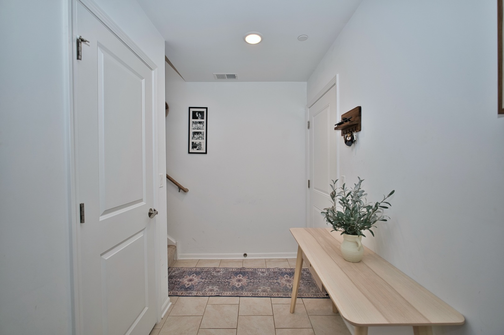 30W024 Brayman Court, Warrenville, IL 60563