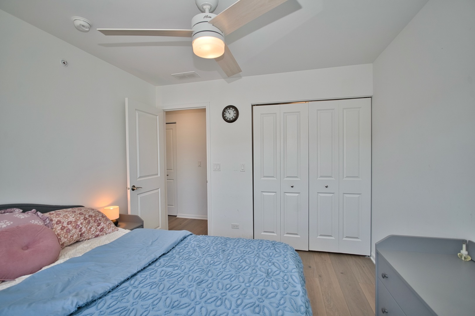 30W024 Brayman Court, Warrenville, IL 60563