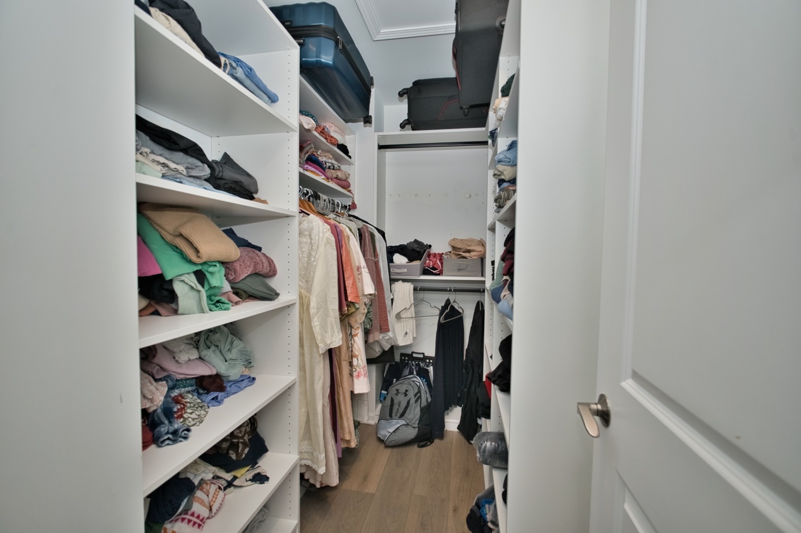 30W024 Brayman Court, Warrenville, IL 60563