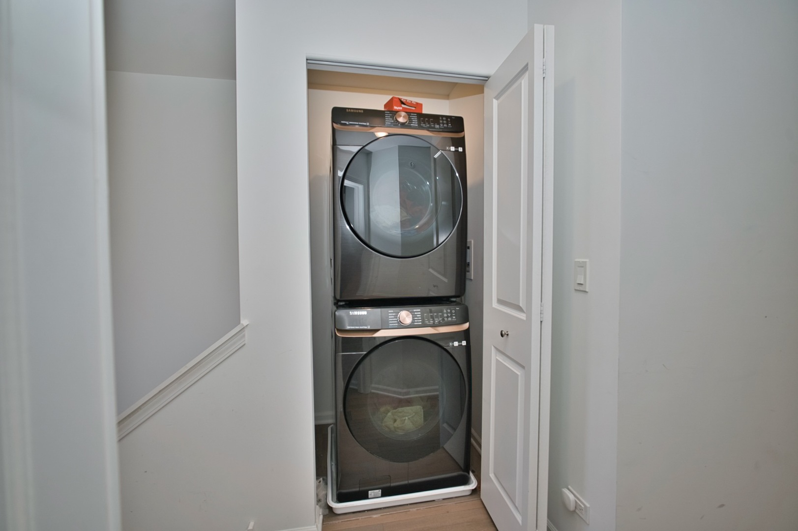 30W024 Brayman Court, Warrenville, IL 60563