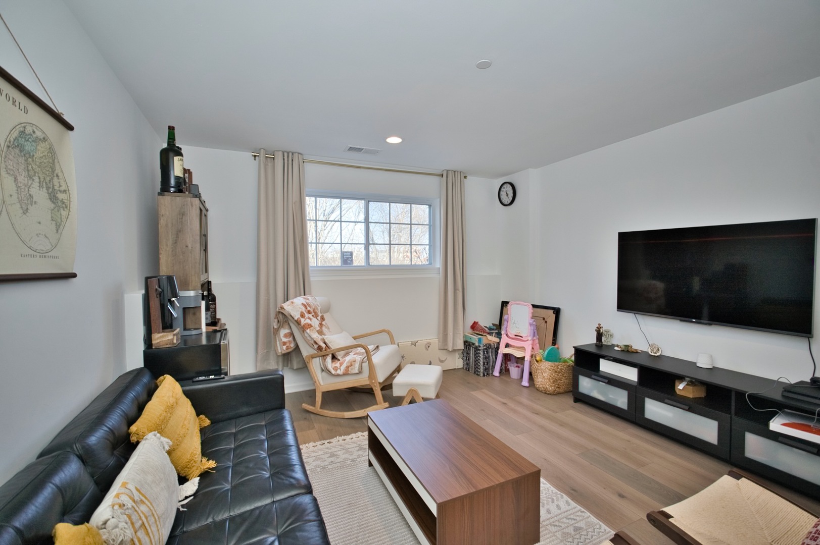 30W024 Brayman Court, Warrenville, IL 60563