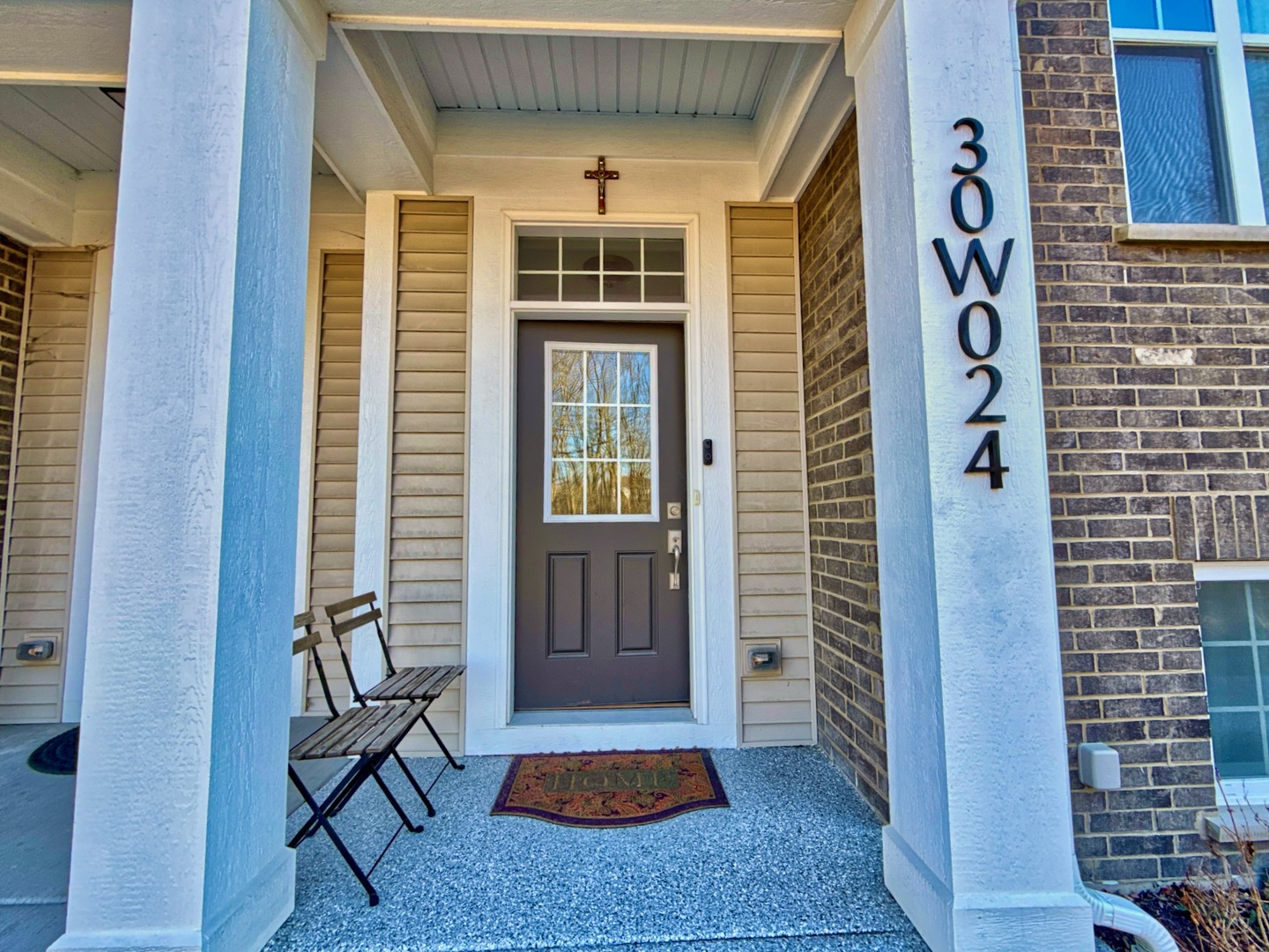 30W024 Brayman Court, Warrenville, IL 60563