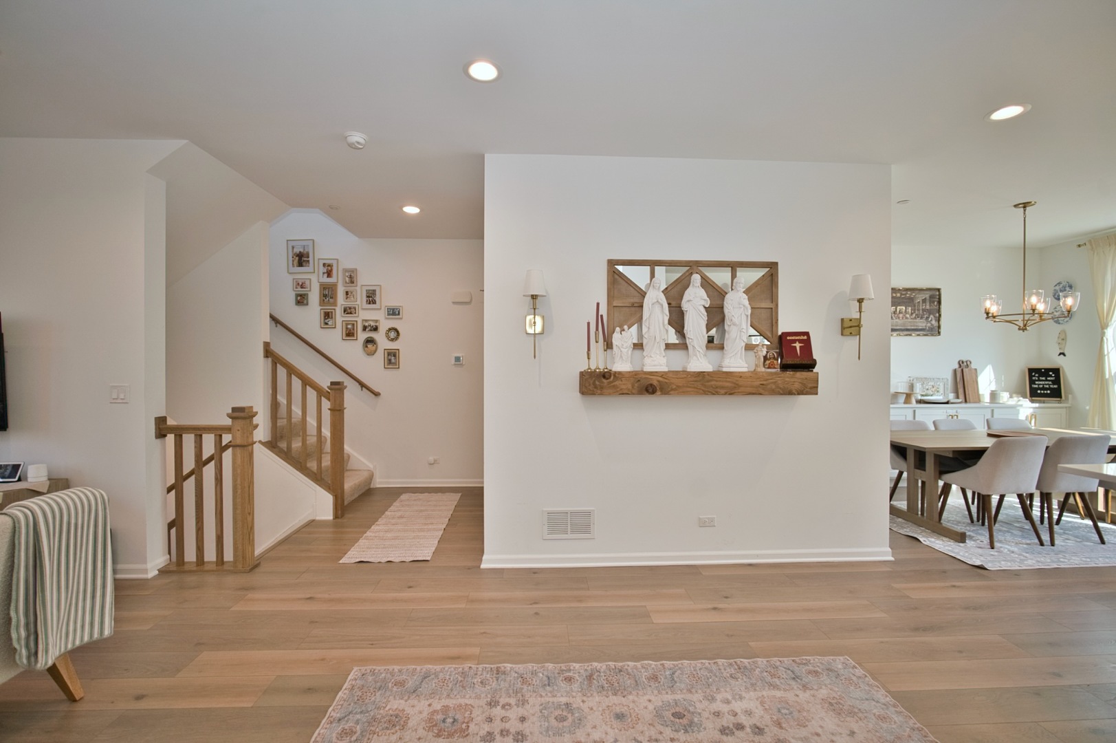 30W024 Brayman Court, Warrenville, IL 60563