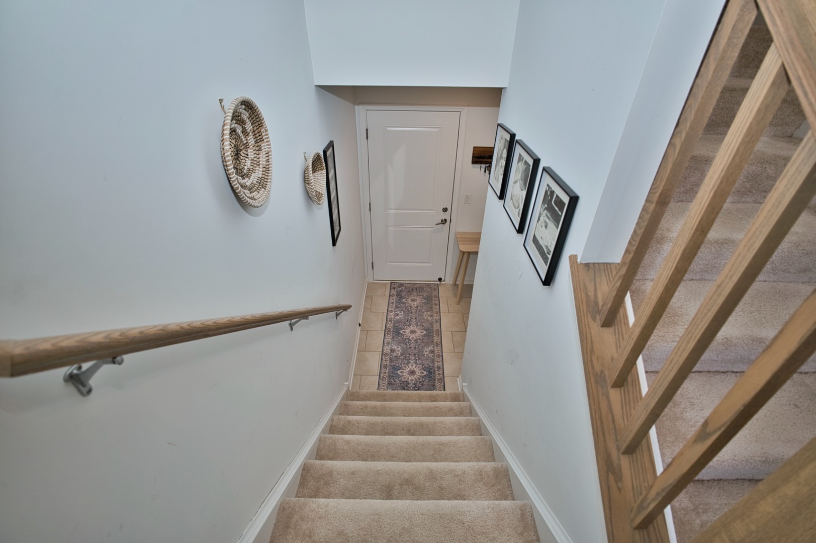 30W024 Brayman Court, Warrenville, IL 60563