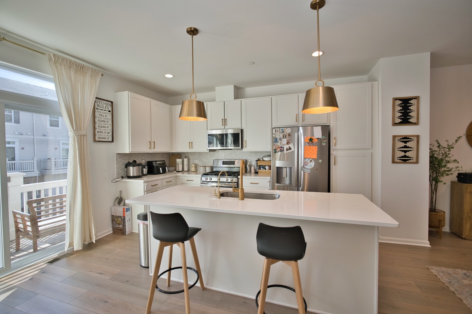 30W024 Brayman Court, Warrenville, IL 60563