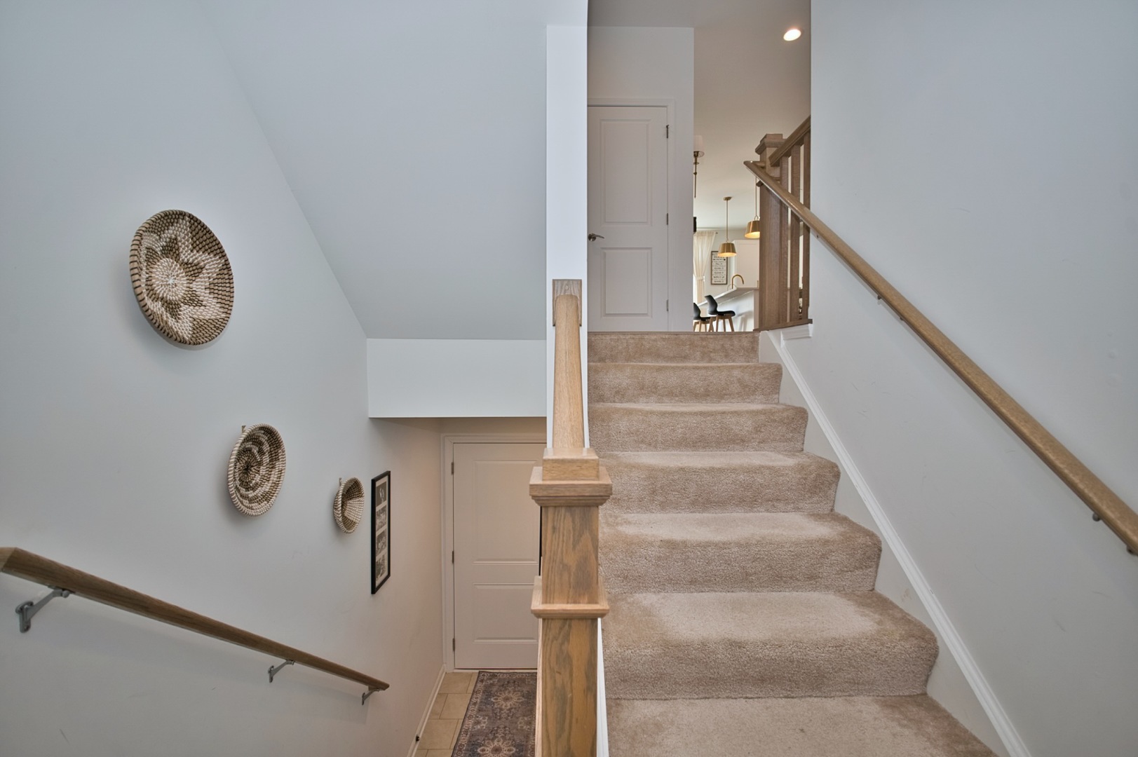 30W024 Brayman Court, Warrenville, IL 60563