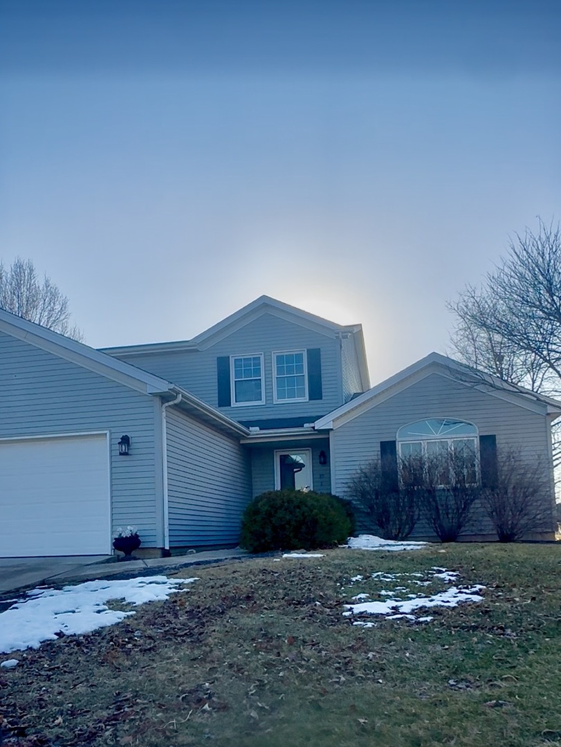 Bloomington, IL 61704