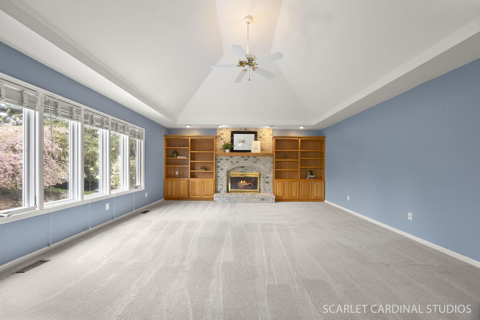 877 Elm Street, Sugar Grove, IL 60554