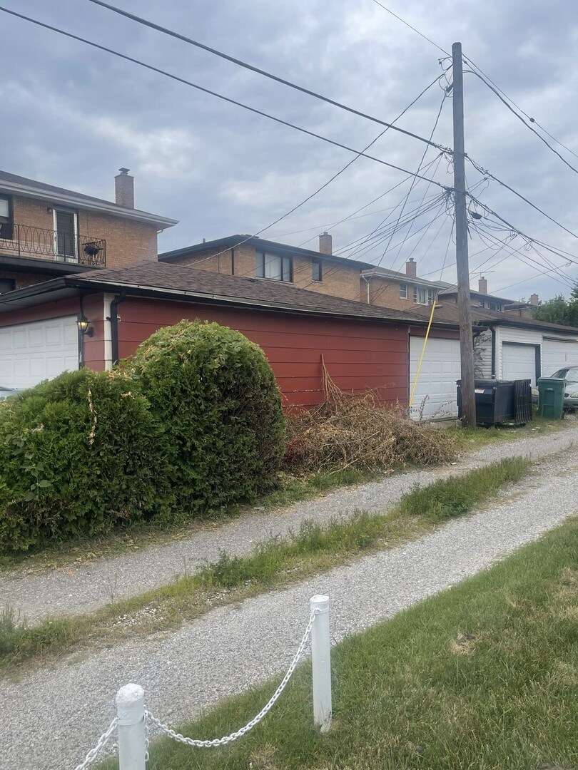 1600 MEMORIAL Drive, Calumet City, IL 60409