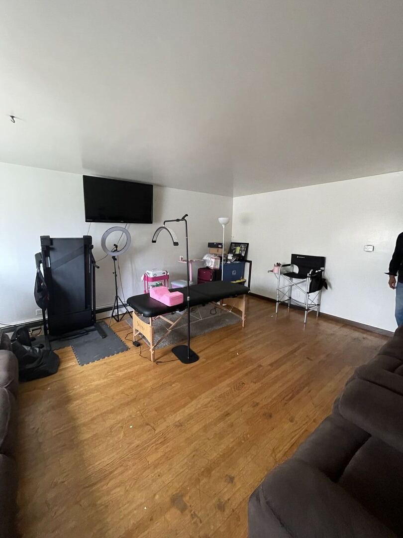 1600 MEMORIAL Drive, Calumet City, IL 60409