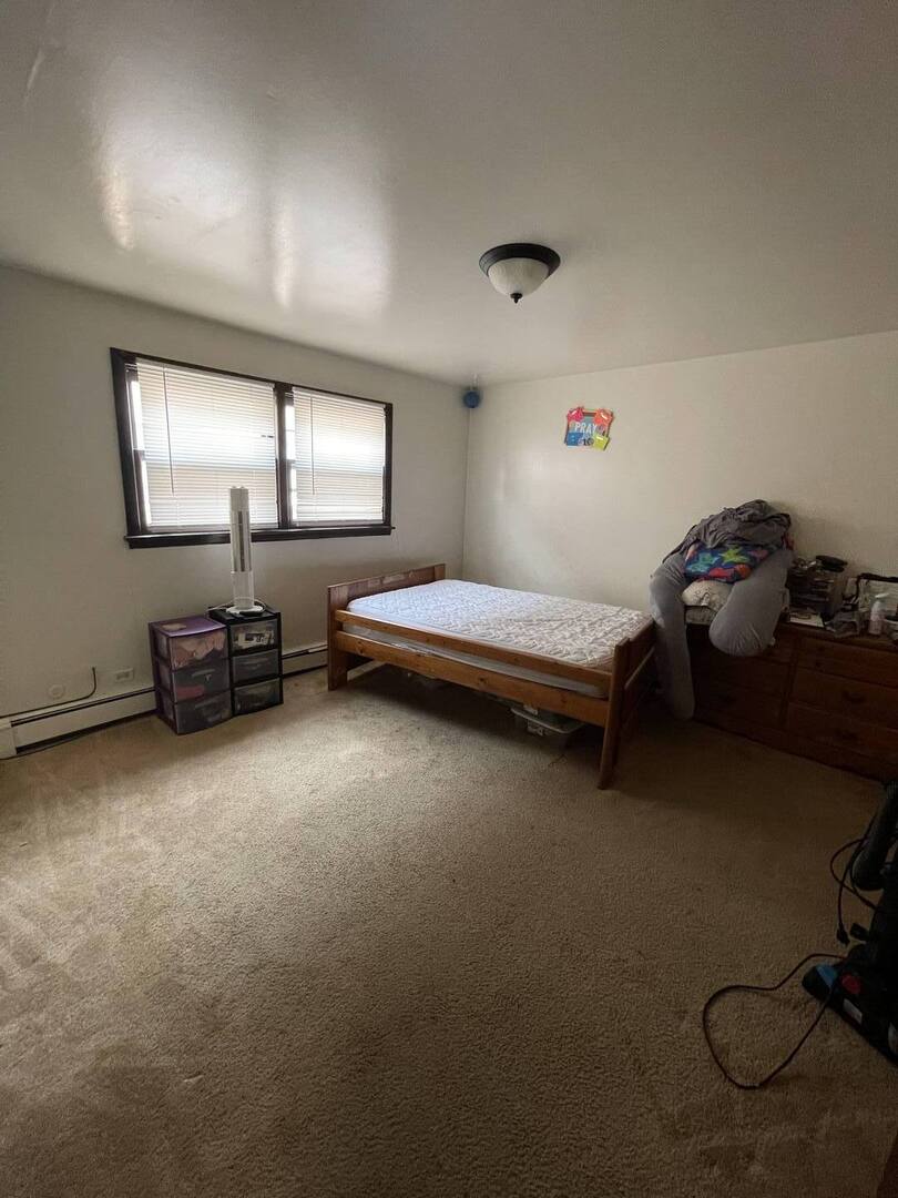 1600 MEMORIAL Drive, Calumet City, IL 60409