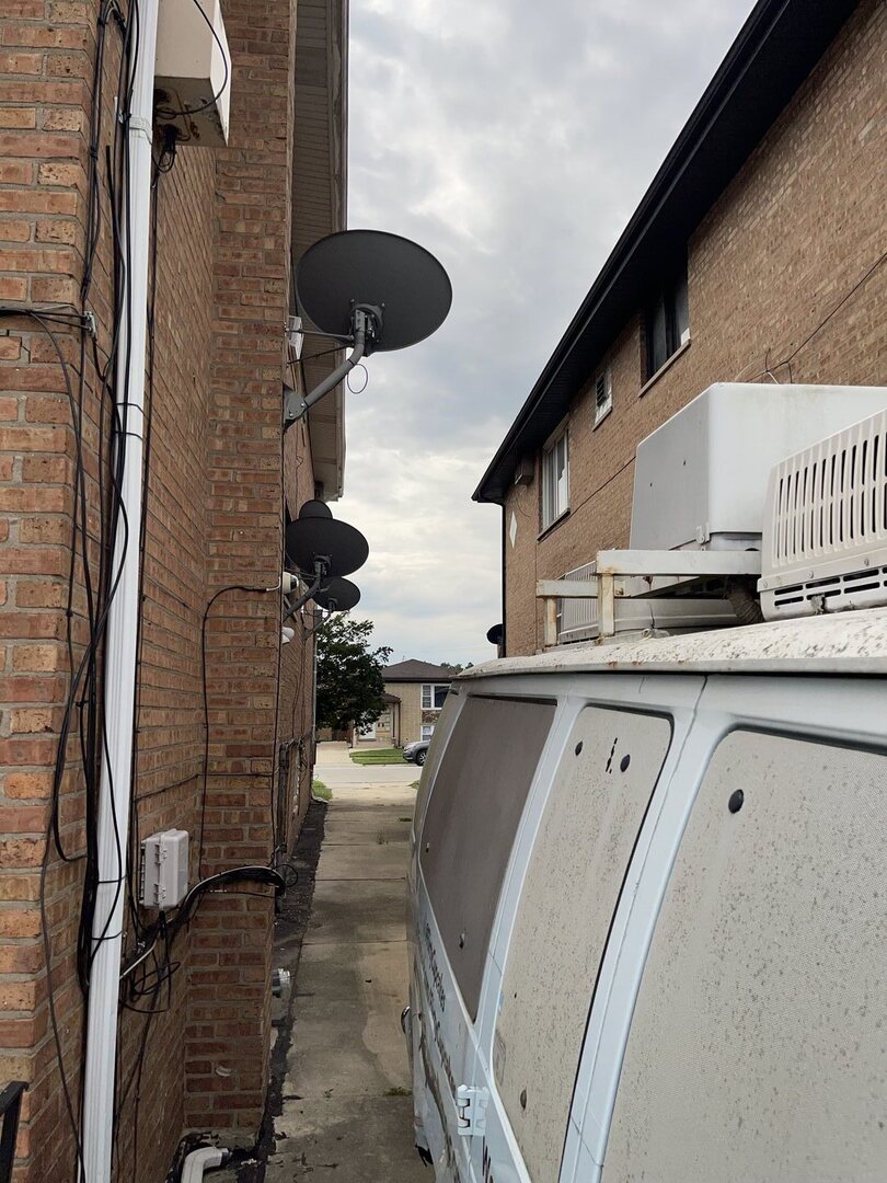 1600 MEMORIAL Drive, Calumet City, IL 60409