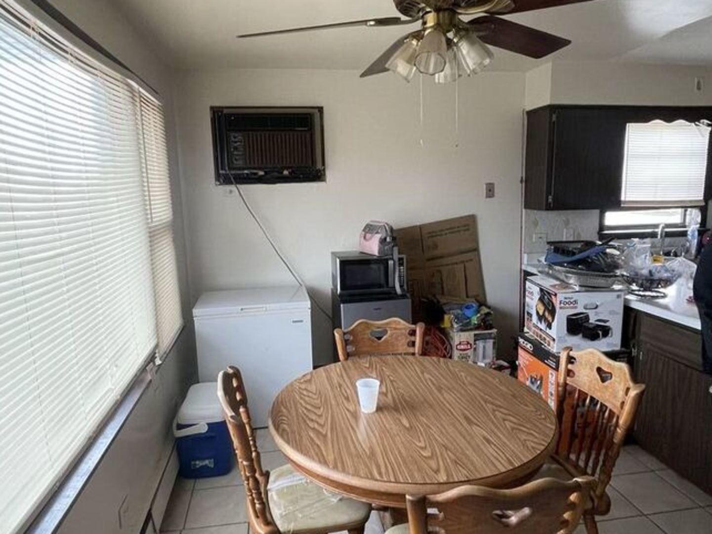 1600 MEMORIAL Drive, Calumet City, IL 60409