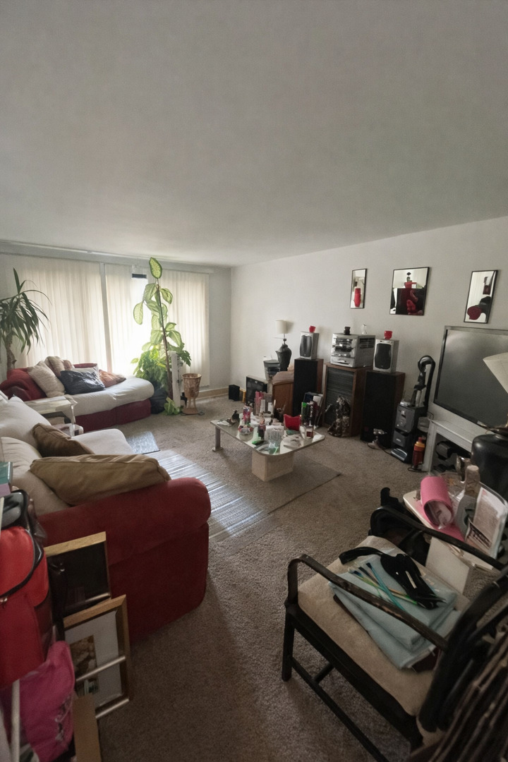 1600 MEMORIAL Drive, Calumet City, IL 60409