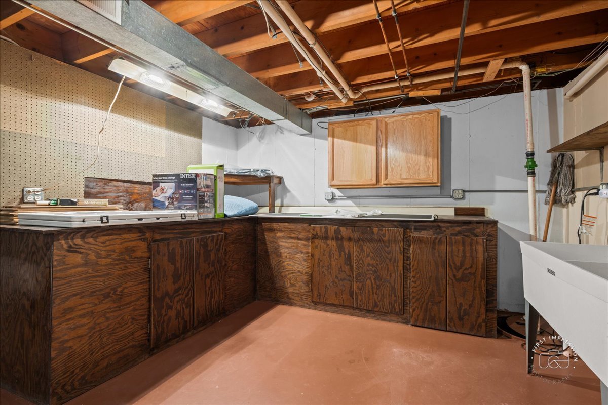 Naperville, IL 60563