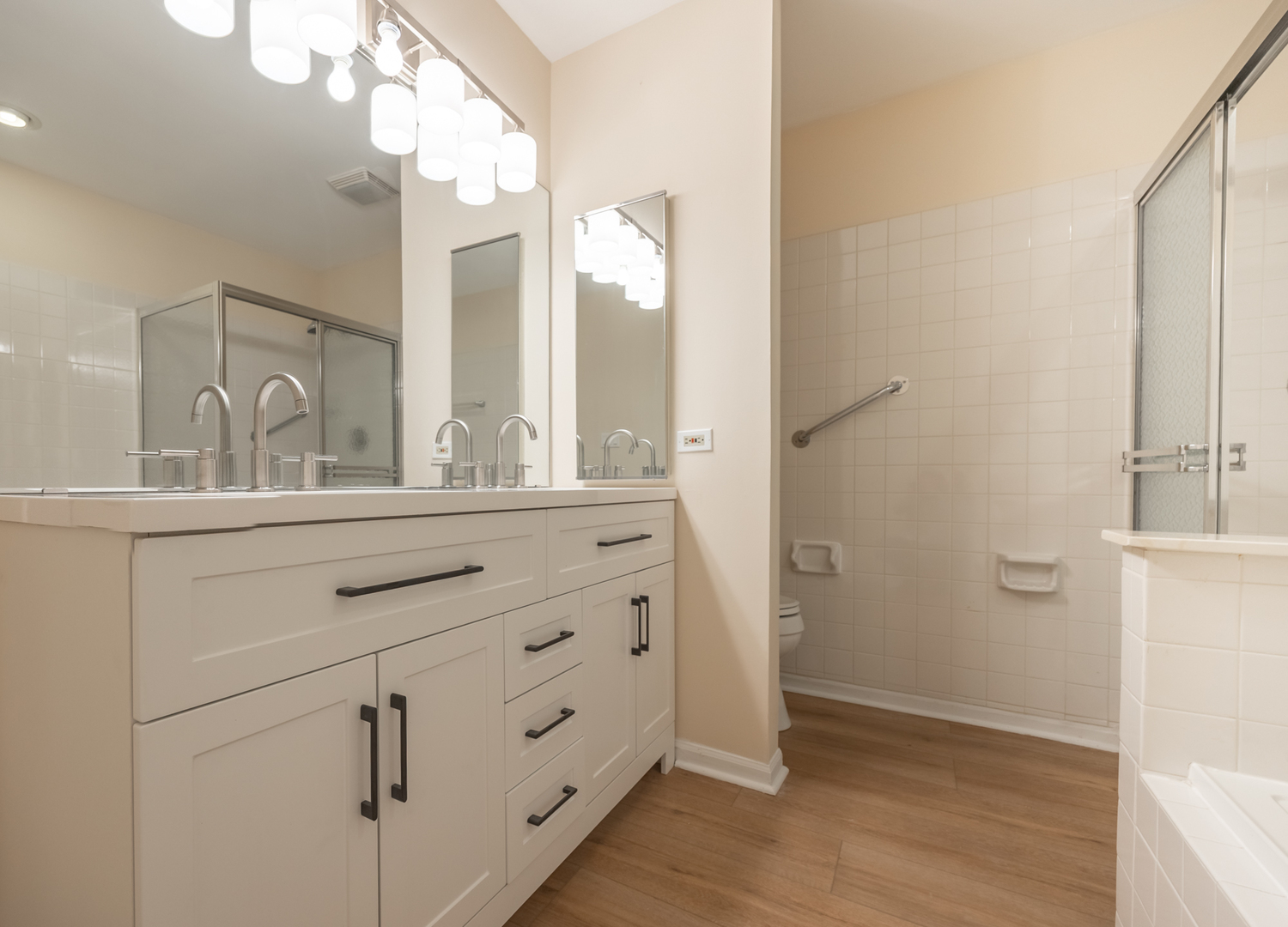 1179 Edington Court, Carol Stream, IL 60188