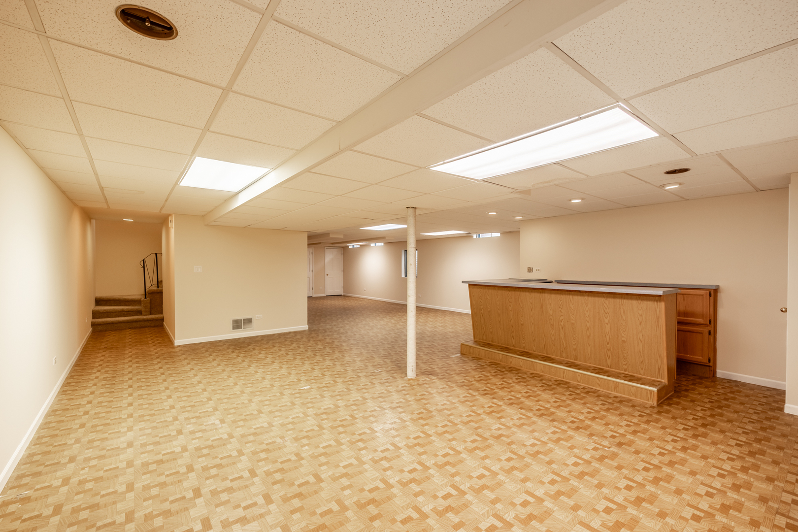 1179 Edington Court, Carol Stream, IL 60188