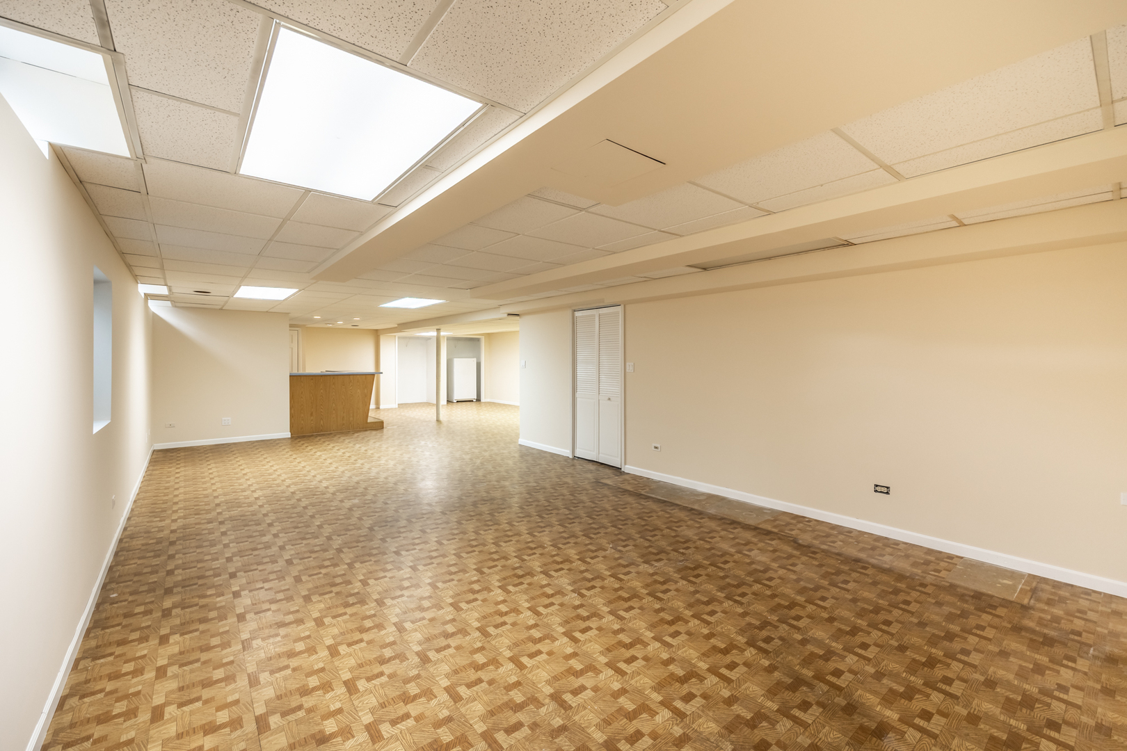 1179 Edington Court, Carol Stream, IL 60188