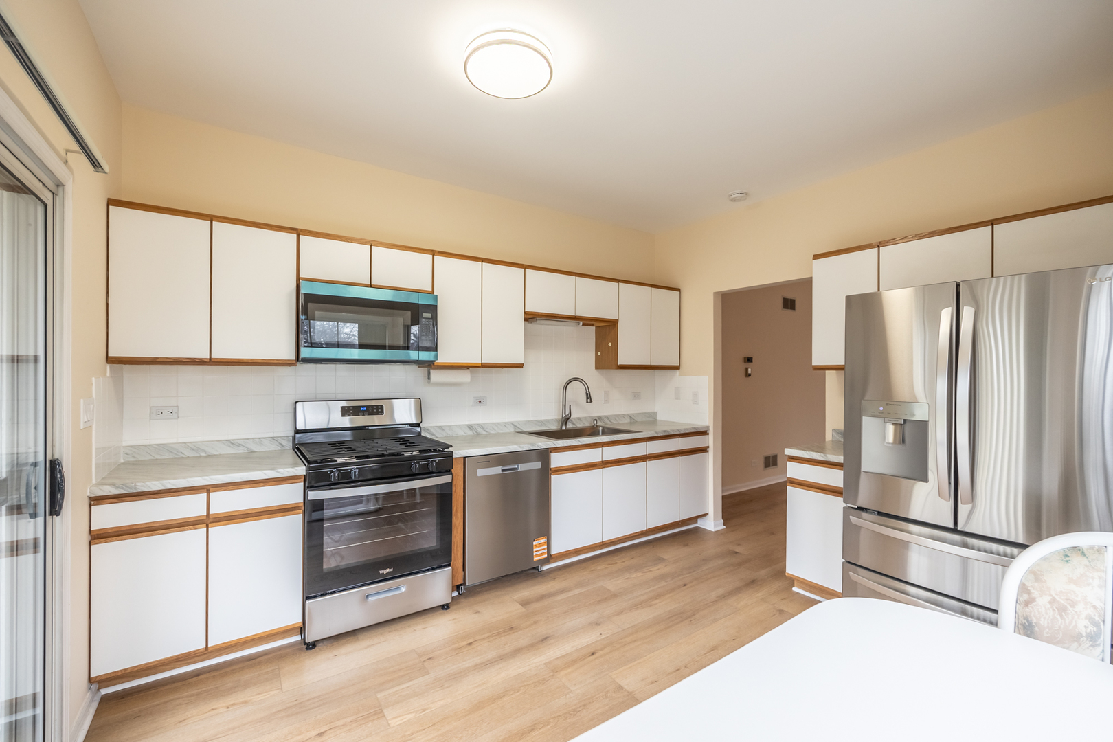 1179 Edington Court, Carol Stream, IL 60188