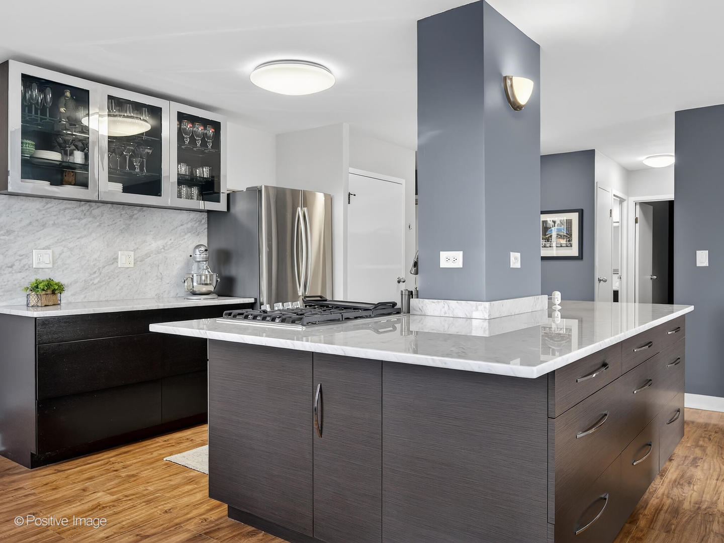 40 N Tower Road #2F, Oak Brook, IL 60523