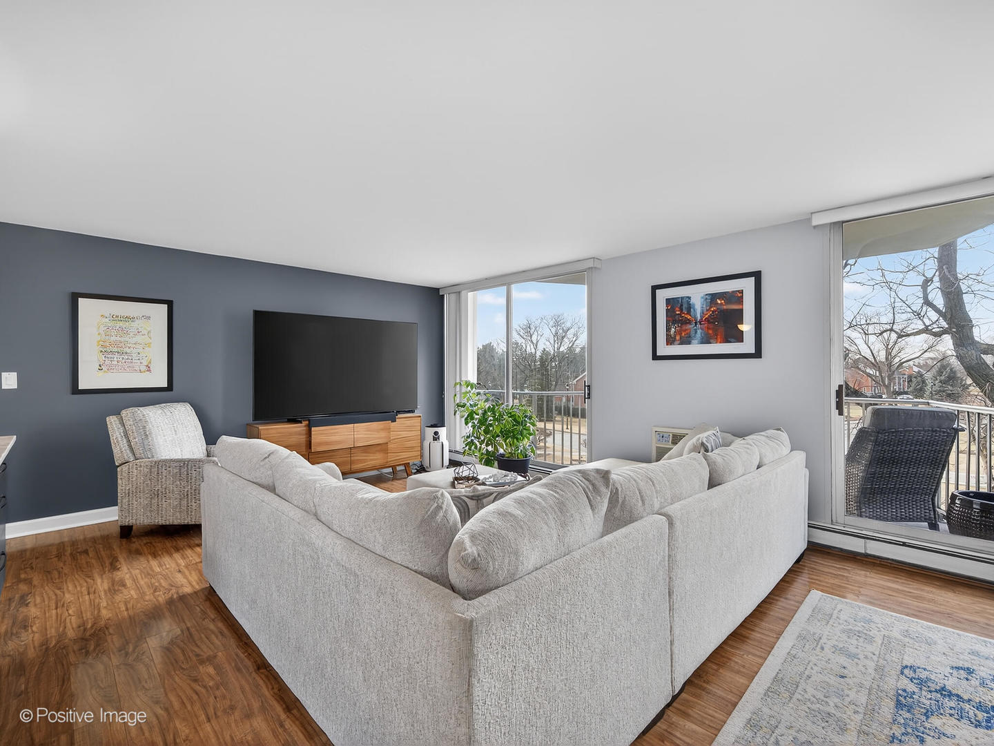 40 N Tower Road #2F, Oak Brook, IL 60523